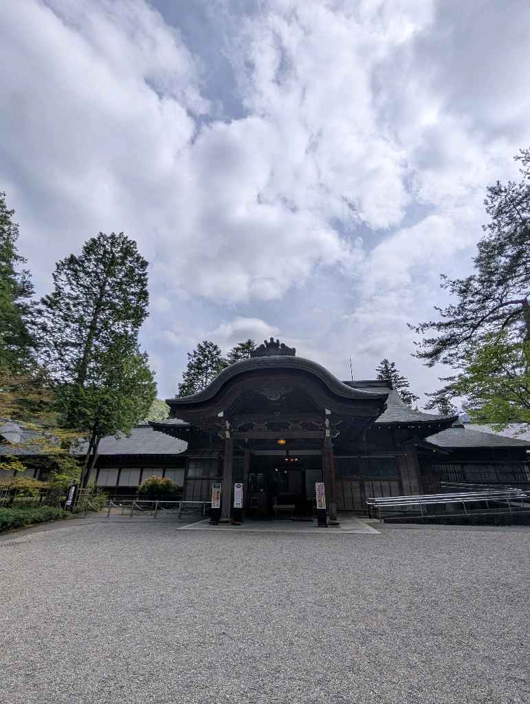日光田母沢御用邸記念公園 - 東照宮近くにある大正天皇のご静養地田母沢御用邸。元々は日光出身の銀行家小林年保の別邸に旧紀州徳川家江戸中屋敷の1部を移築し、その他は新築された建物

普段は非公開の御展望… - photo 2