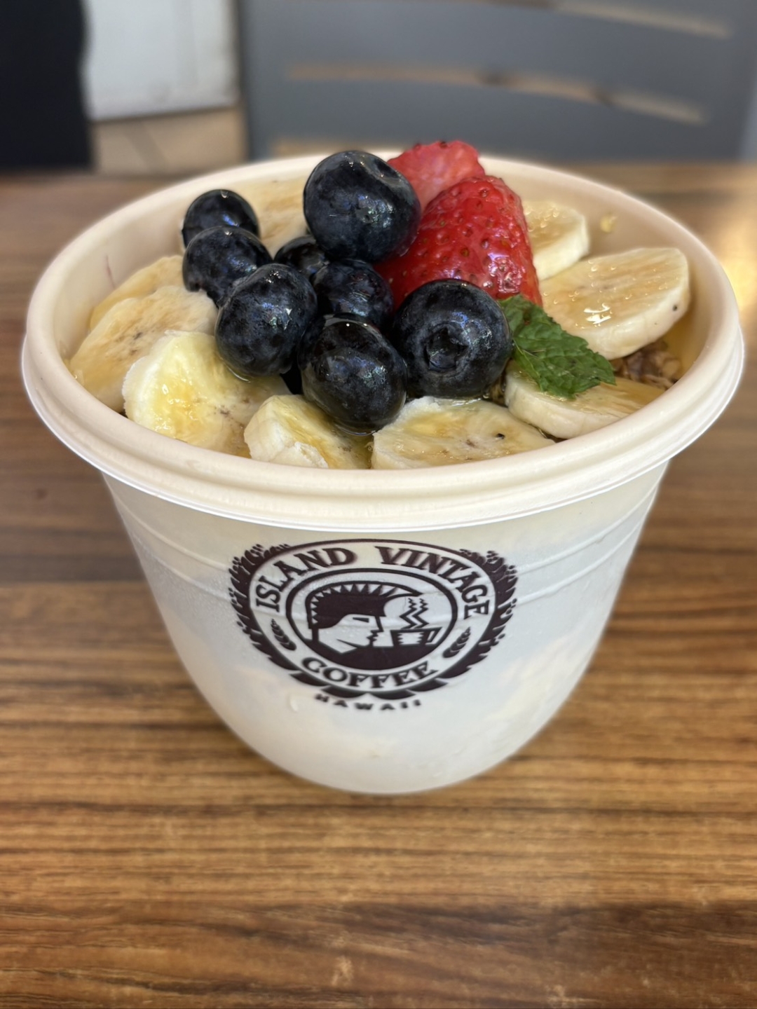 アイランド ヴィンテージ コーヒー - ハワイ最終日になりました。
朝ごはんを食べてからダニエル・K・イノウエ空港へ向かいます。

シェラトンワイキキをチェックアウトし、ロイヤルハワイアンセンター内に… - photo 1